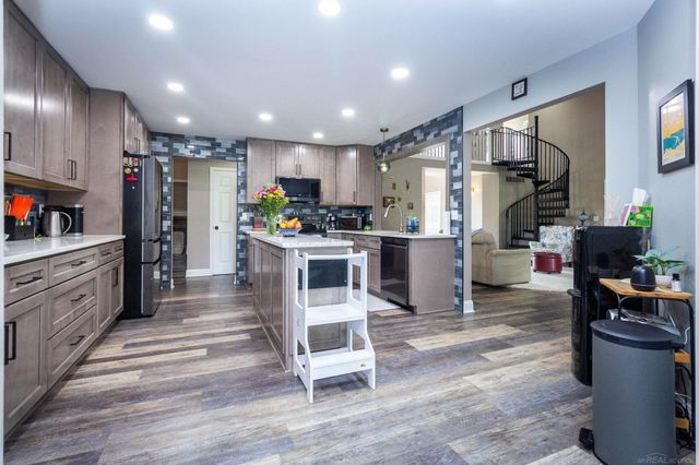 2133 Cove Road, Wales, MI 48027