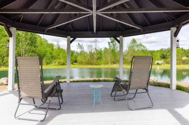 2133 Cove Road, Wales, MI 48027
