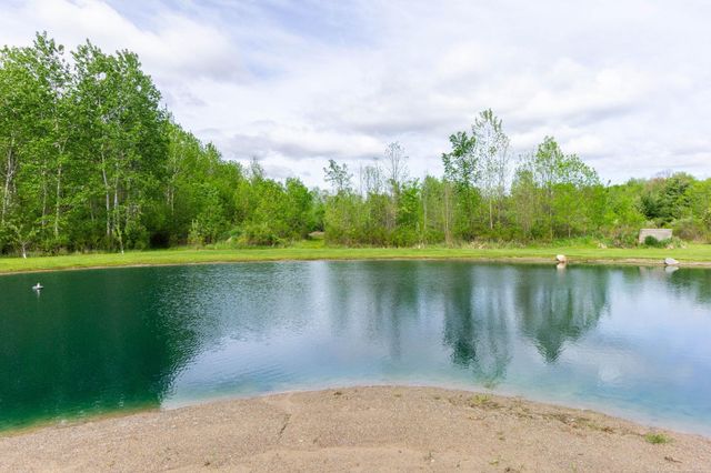 2133 Cove Road, Wales, MI 48027