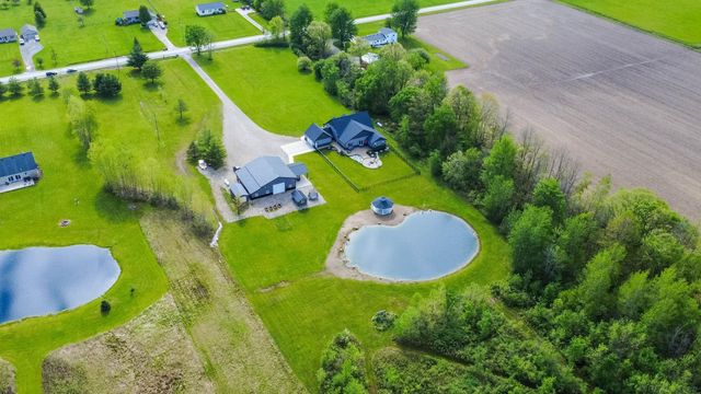 2133 Cove Road, Wales, MI 48027