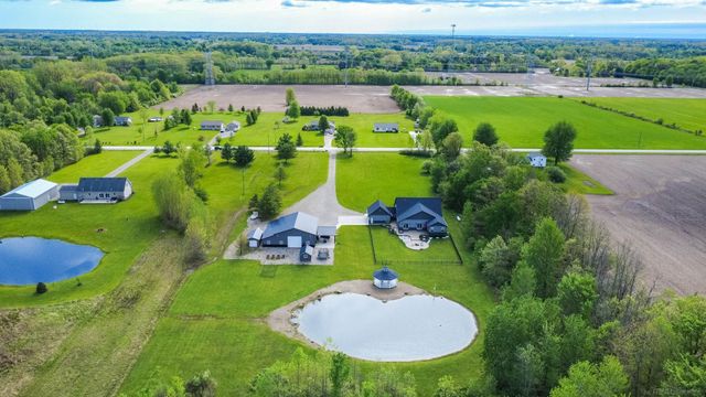 2133 Cove Road, Wales, MI 48027