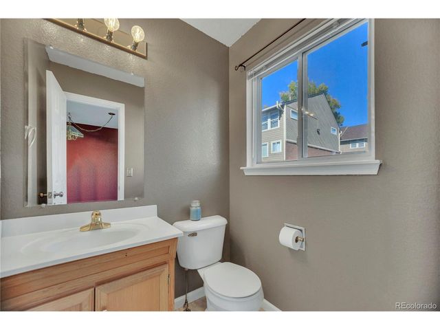 3300 W Florida Ave 80, Denver, CO 80219