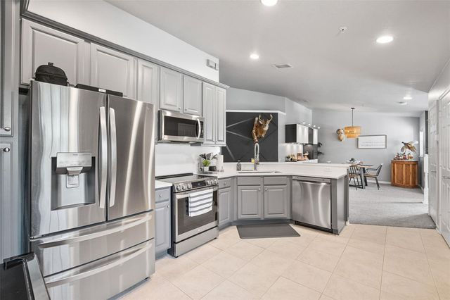 2013 SANTA CATALINA LANE, Riverview, FL 33578