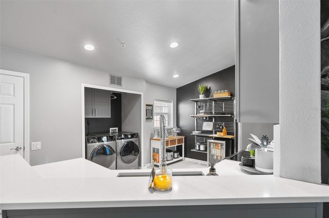 2013 SANTA CATALINA LANE, Riverview, FL 33578