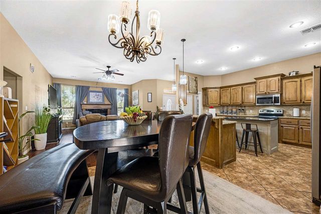 3601 NE Fieldcrest Dr, Lawton, OK 73507