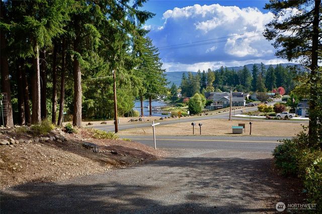 16205 Lindsay Road SE, Yelm, WA 98597