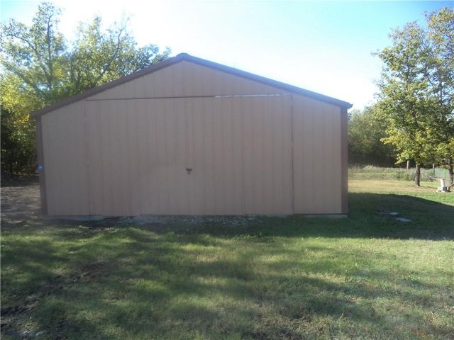 2765 CR 4200 Rural Route, Independence, KS 67301