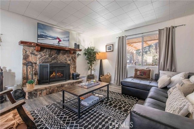 410 Oriole, Big Bear Lake, CA 92315