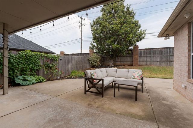 1629 Grey Fox Run, Oklahoma City, OK 73131