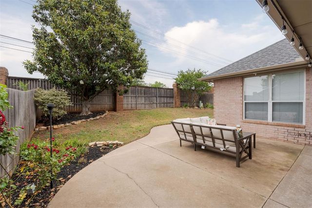 1629 Grey Fox Run, Oklahoma City, OK 73131