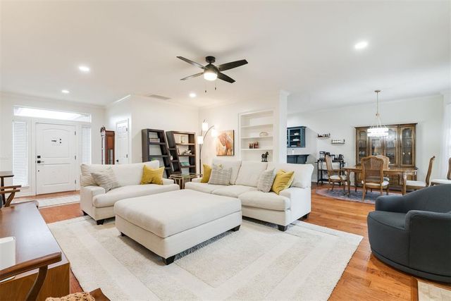 1629 Grey Fox Run, Oklahoma City, OK 73131