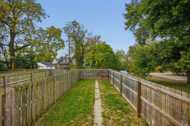 449-451 N Champion Avenue, Columbus, OH 43203