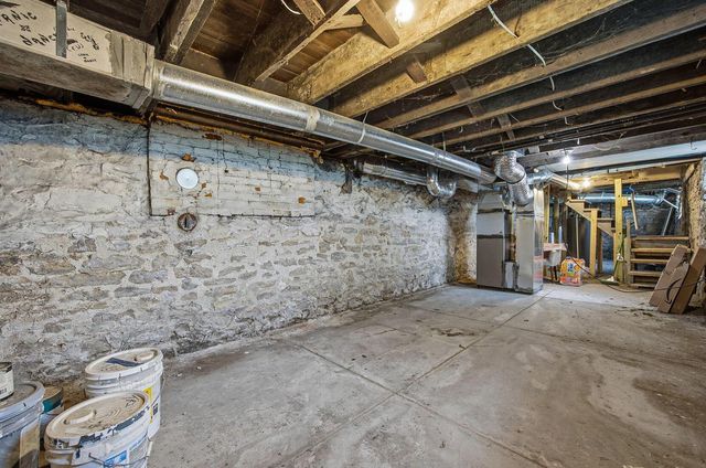 449-451 N Champion Avenue, Columbus, OH 43203