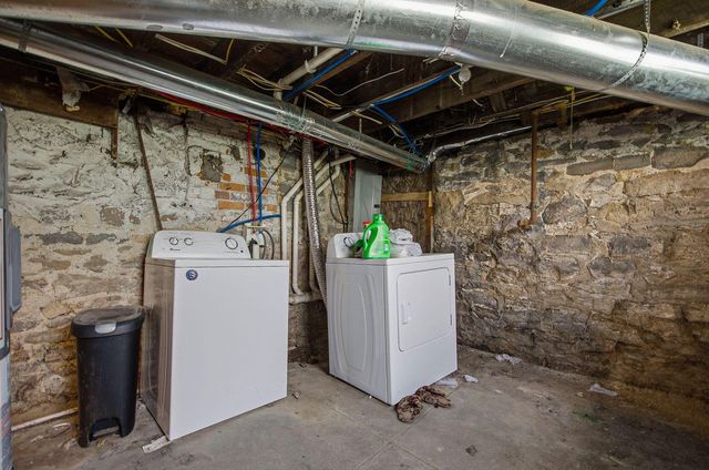 449-451 N Champion Avenue, Columbus, OH 43203