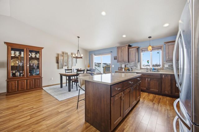 6306 56th Avenue S, Fargo, ND 58104