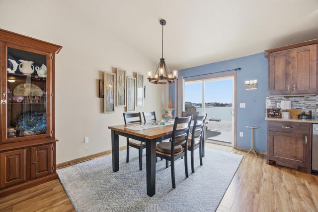 6306 56th Avenue S, Fargo, ND 58104