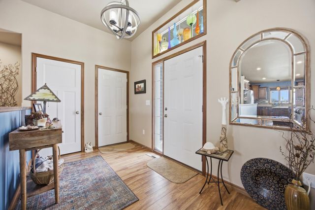 6306 56th Avenue S, Fargo, ND 58104