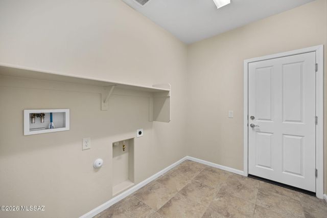 60019 E Heron Drive, Oracle, AZ 85623