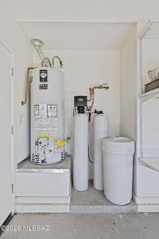 60019 E Heron Drive, Oracle, AZ 85623