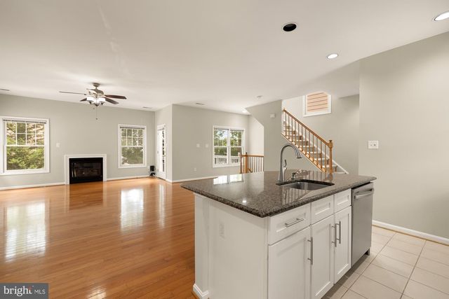 672 HEATHWALK MEWS, Gaithersburg, MD 20878