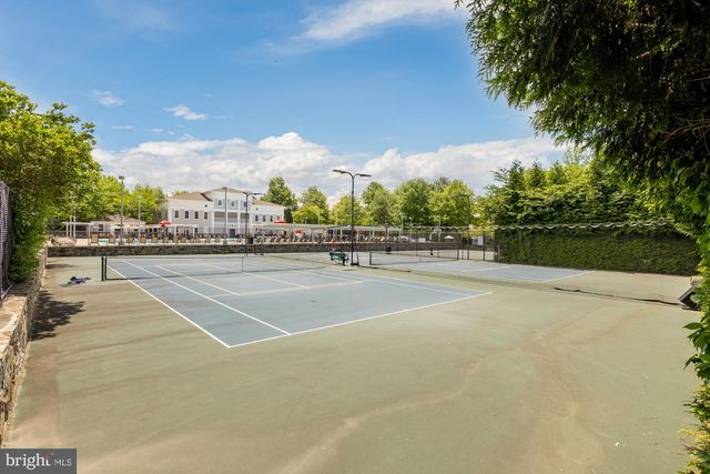 672 HEATHWALK MEWS, Gaithersburg, MD 20878