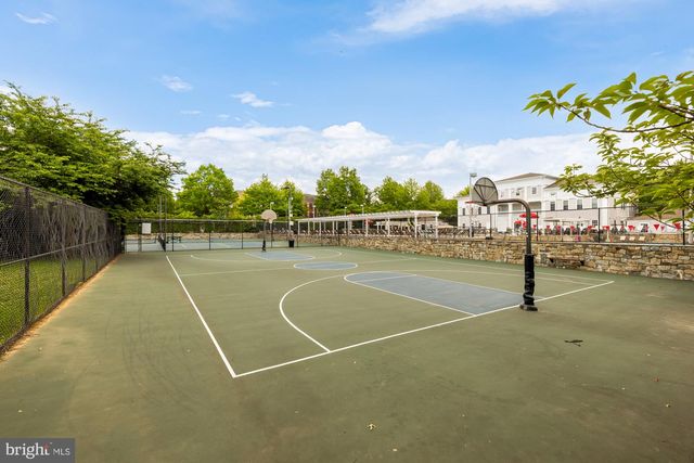 672 HEATHWALK MEWS, Gaithersburg, MD 20878