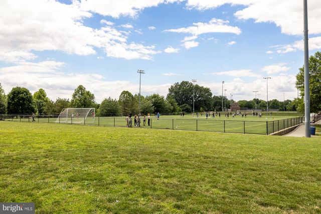 672 HEATHWALK MEWS, Gaithersburg, MD 20878