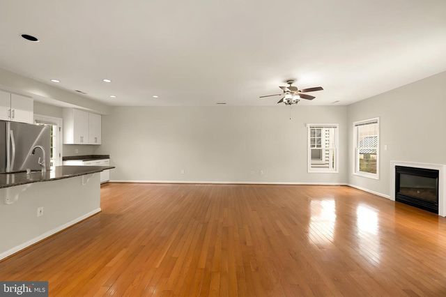 672 HEATHWALK MEWS, Gaithersburg, MD 20878