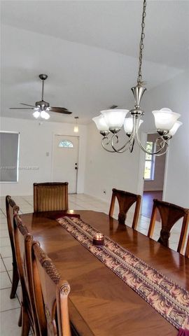 15780 N 62nd Pl N, Loxahatchee, FL 33470