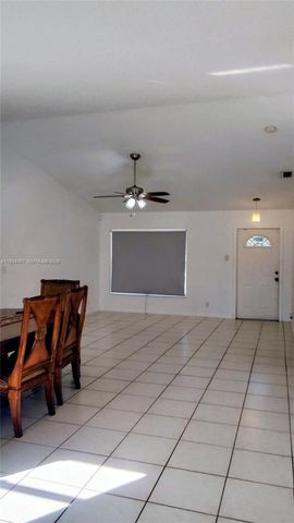 15780 N 62nd Pl N, Loxahatchee, FL 33470