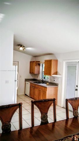 15780 N 62nd Pl N, Loxahatchee, FL 33470