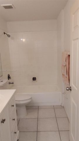 15780 N 62nd Pl N, Loxahatchee, FL 33470