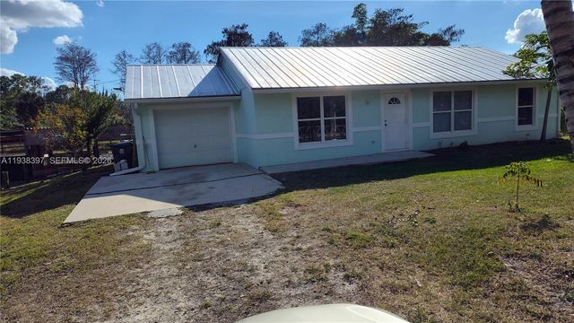 15780 N 62nd Pl N, Loxahatchee, FL 33470