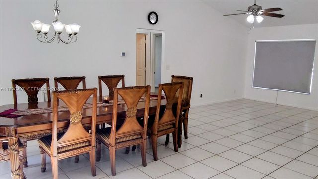 15780 N 62nd Pl N, Loxahatchee, FL 33470