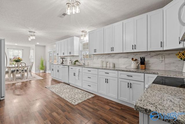 255 County Road 418, Centre, AL 35960