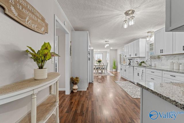 255 County Road 418, Centre, AL 35960