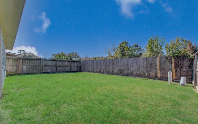 8511 Doskocil Drive, Houston, TX 77044