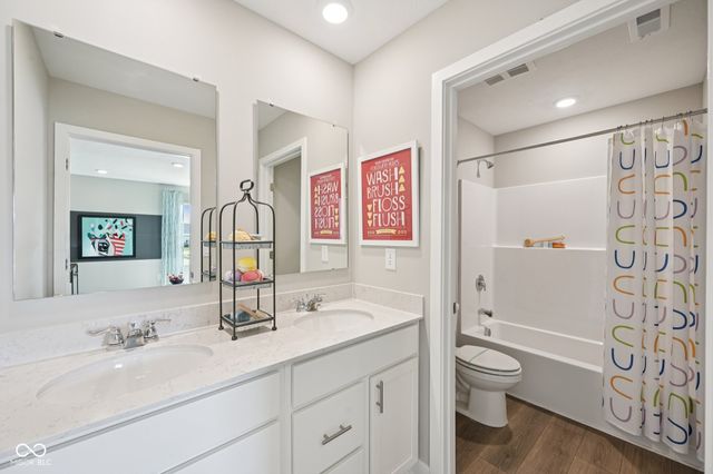 9211 Fitzgerald Drive, Indianapolis, IN 46239