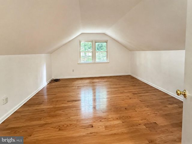 723 OLD EAGLE SCHOOL RD, Wayne, PA 19087
