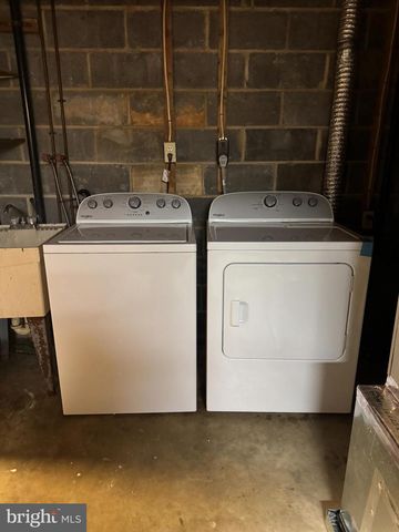 1823 JAYBIRD CT, Severn, MD 21144