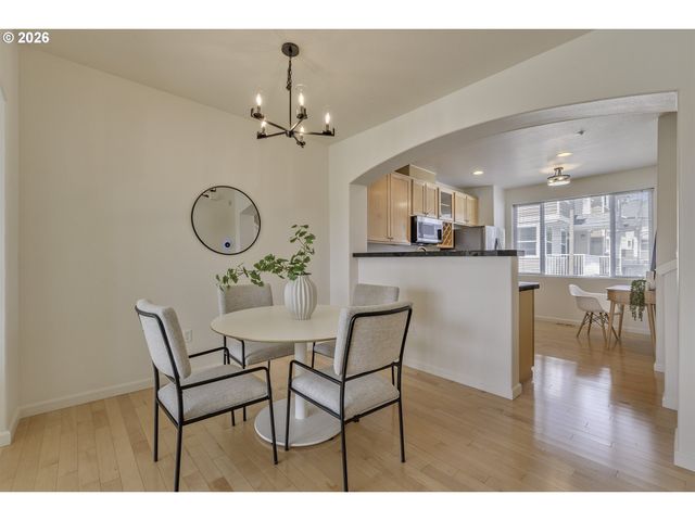 8580 Sw 147TH Ter 102, Beaverton, OR 97007