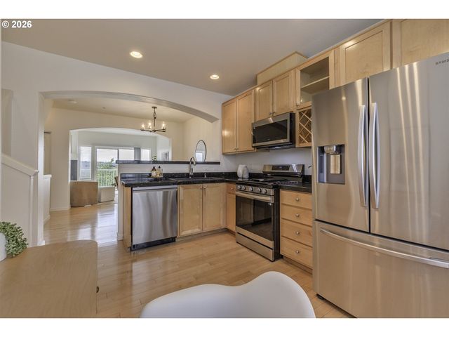 8580 Sw 147TH Ter 102, Beaverton, OR 97007