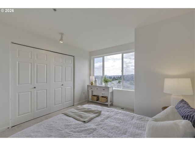 8580 Sw 147TH Ter 102, Beaverton, OR 97007