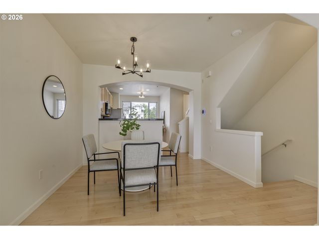 8580 Sw 147TH Ter 102, Beaverton, OR 97007