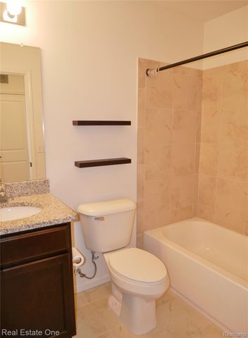 4637 BRADLEY Circle, Troy, MI 48085
