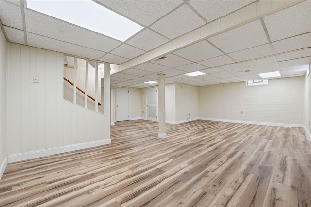 16 Kenneth Ave, Neshannock Twp, PA 16105