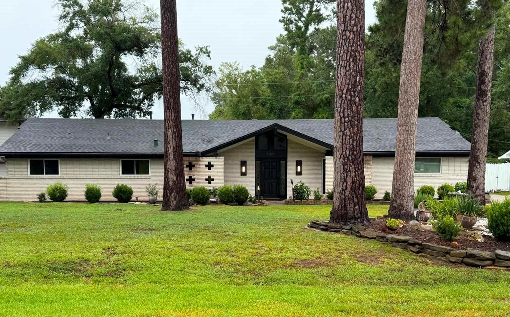 25402 Spring Ridge Drive, Spring, TX 77386