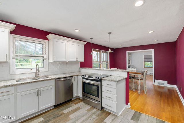 16235 Lee Highway, Bristol, VA 24202