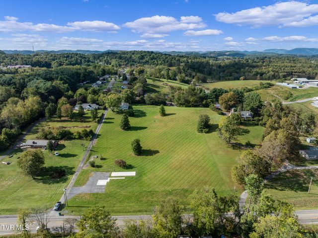 16235 Lee Highway, Bristol, VA 24202