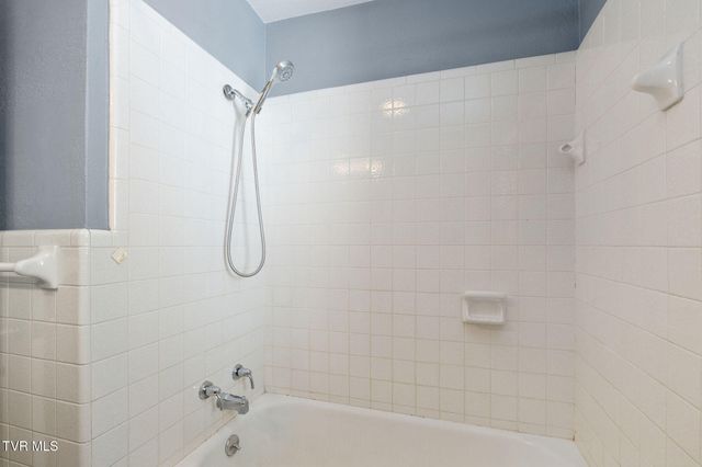 16235 Lee Highway, Bristol, VA 24202